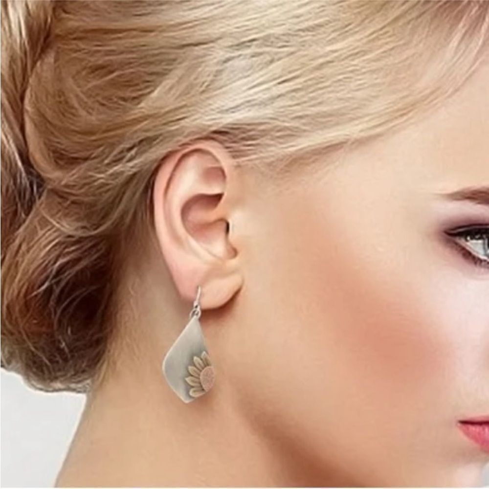 Bohemian sun earrings N591